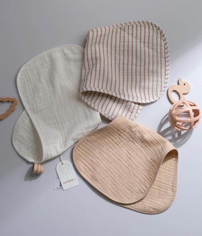 ست پیش‌بند و آروغ‌گیر 4 لایه موسلین باندبرو (Bondberro Muslin Shoulder Cloth)