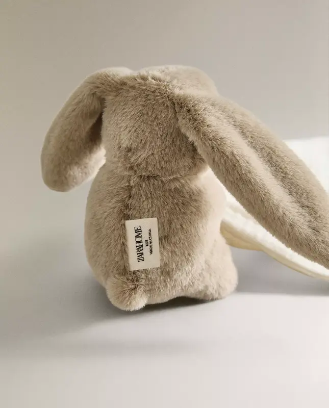 عروسک پارچه‌ای خرگوش با پتو دستمالی زارا هوم (Zara Home Bunny Cuddly Soft Toy)