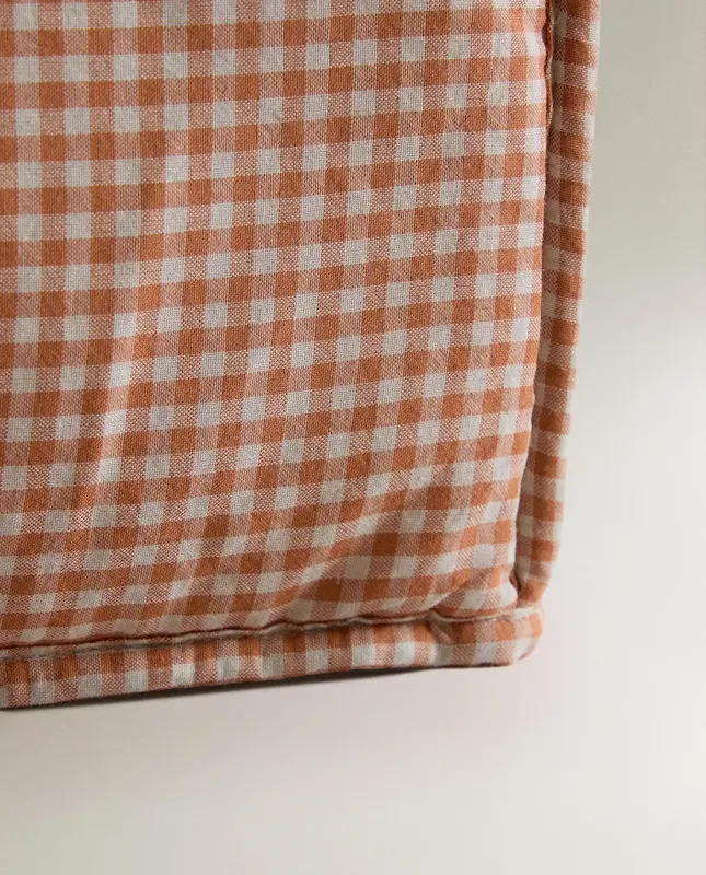 ارگانایزر پارچه‌ای چهارخانه کودک زارا هوم (Gingham Cotton Baby Organiser)