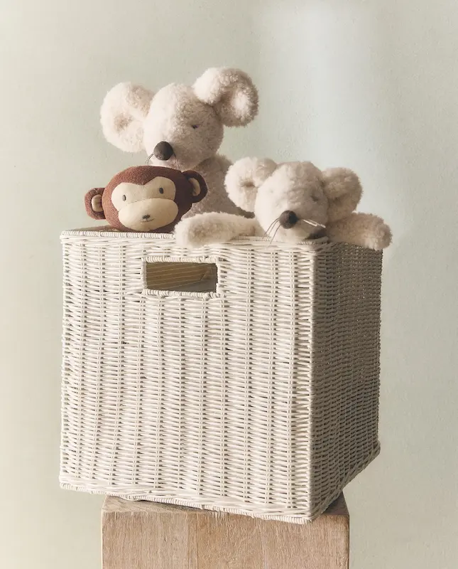 سبد حصیری مربعی زارا هوم (Square Rattan Basket)