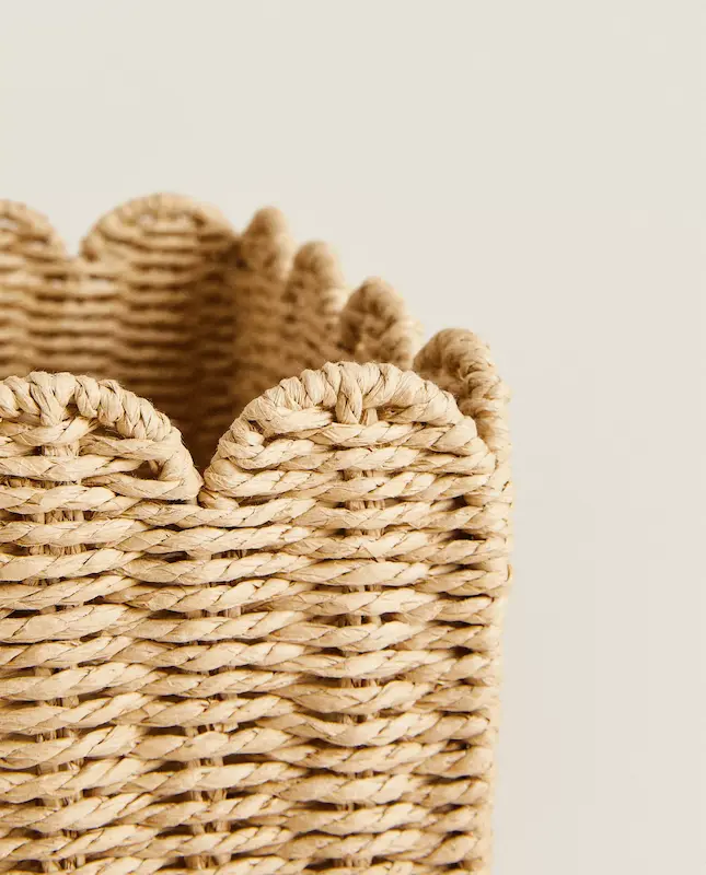 سبد حصیری کنگره‌ای  زارا هوم (Small Wavy Fibre Basket)