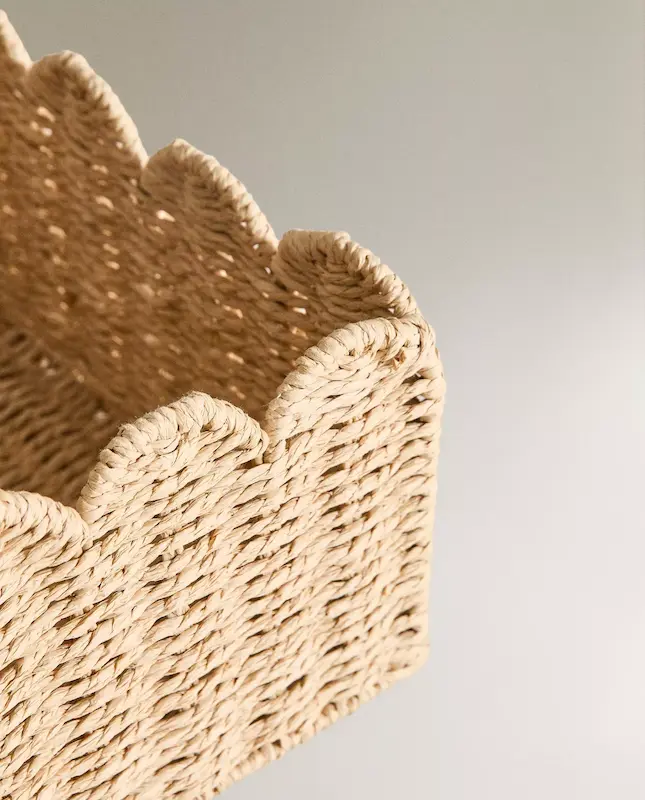 سبد حصیری کنگره‌ای  زارا هوم (Small Wavy Fibre Basket)