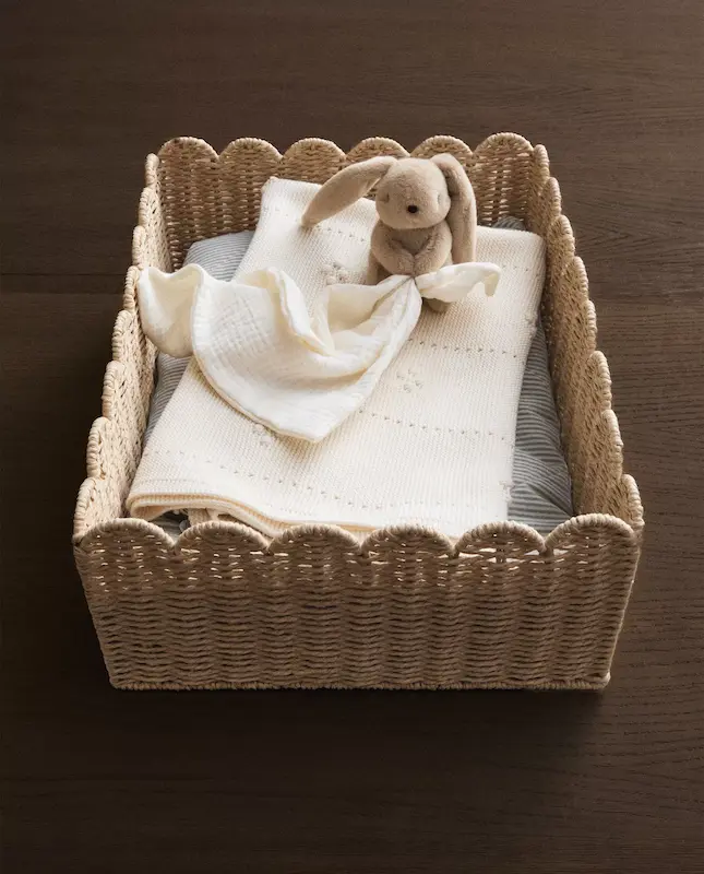 سبد حصیری کنگره‌ای بزرگ زارا هوم (Medium Scalloped Basket)