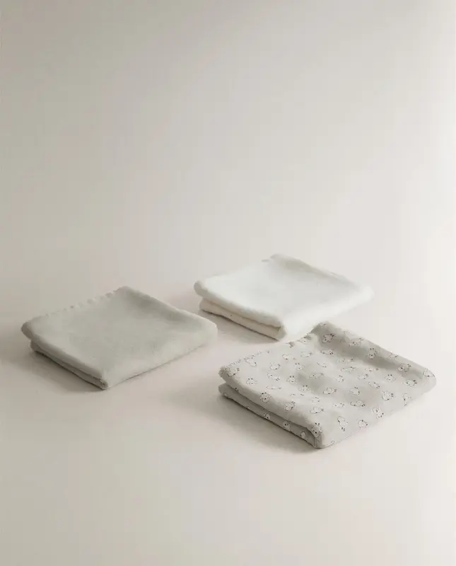 حوله مینی ۳ عددی کودک طرح جوجه زارا هوم (Chick Baby Mini Towel - 3 Pack)