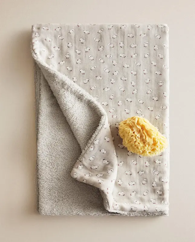 حوله حمام موسلین طرح جوجه زارا هوم (Baby Muslin Chick Bath Towel)