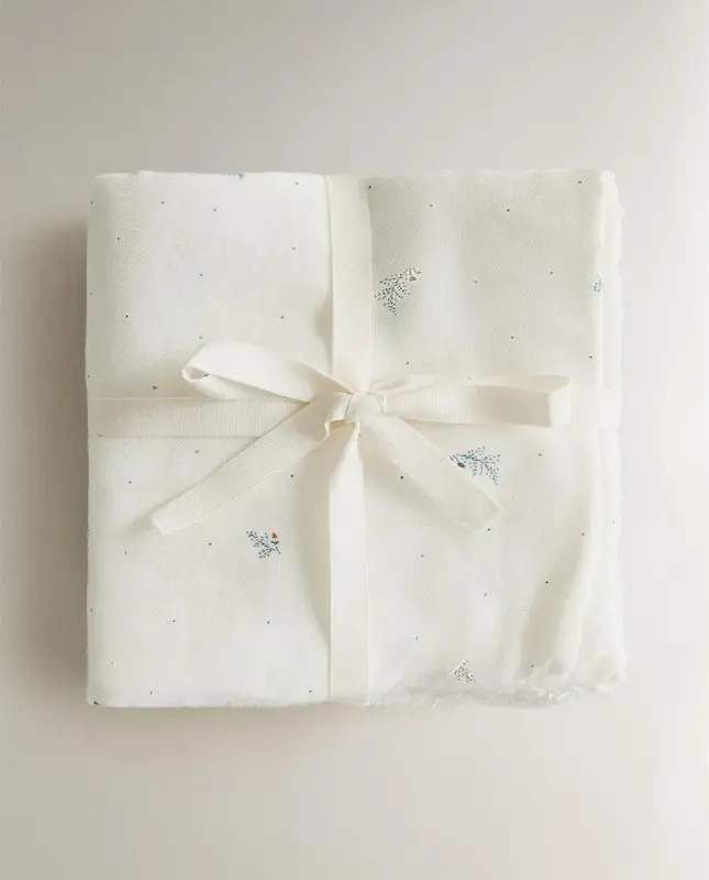 حوله مینی ۳ عددی طرح گلدار زارا هوم (Mini Floral Baby Towel - Set of 3)