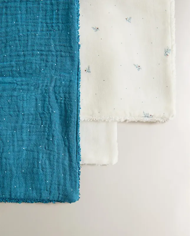 حوله مینی ۳ عددی طرح گلدار زارا هوم (Mini Floral Baby Towel - Set of 3)