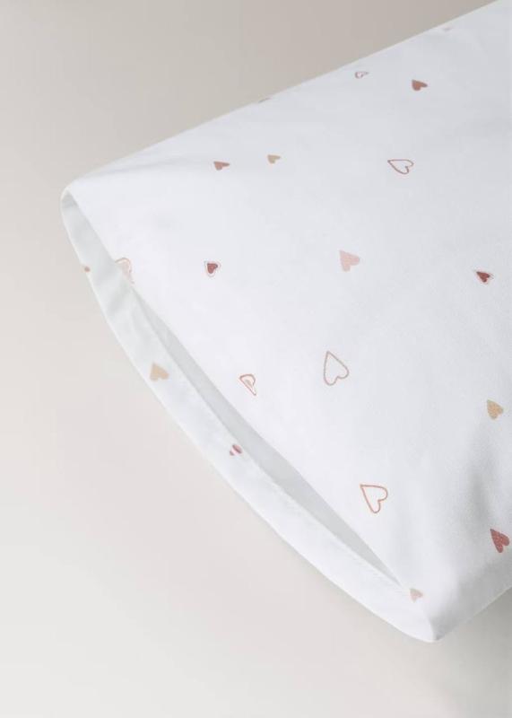 ست ملحفه رویی و روبالشی طرح قلب نوزادی منگو | Mango Heart-Patterned Top Sheet and Pillowcase Set for Mini Crib