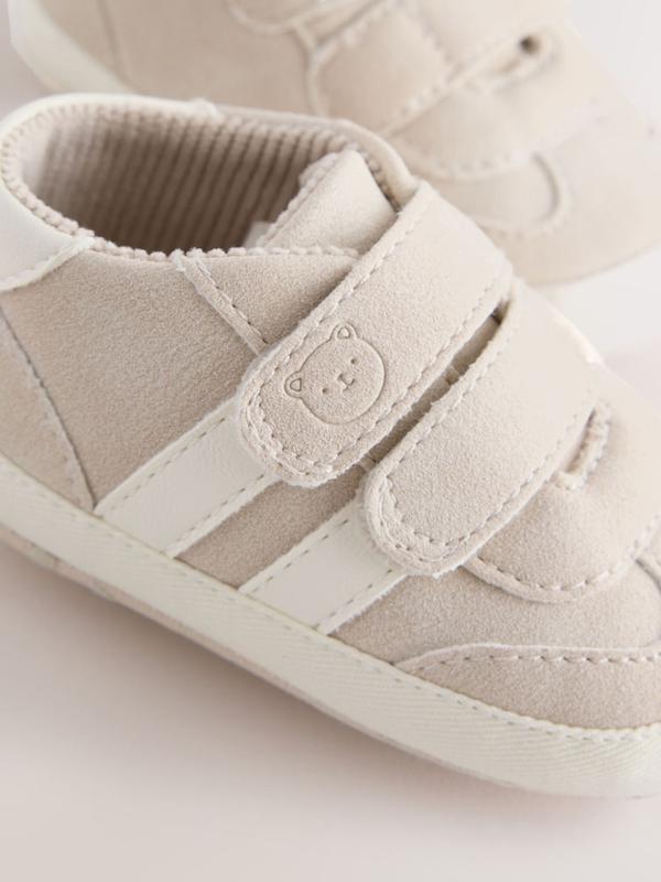 کفش کتانی نوزادی چسبی نکست رنگ کرم | Next baby trainers