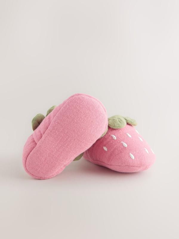 پاپوش و کفش راحتی نوزادی طرح توت‌فرنگی نکست | Next baby slip-on shoes 