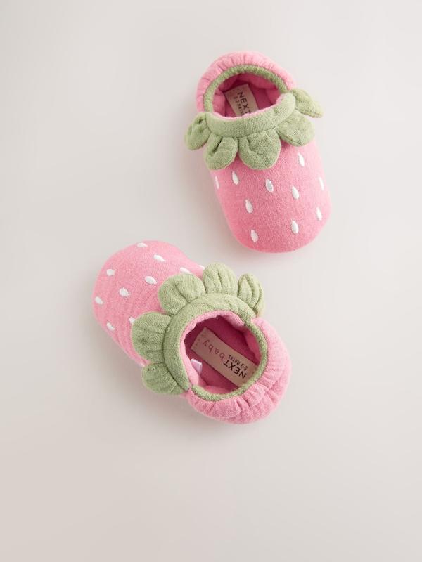 پاپوش و کفش راحتی نوزادی طرح توت‌فرنگی نکست | Next baby slip-on shoes 