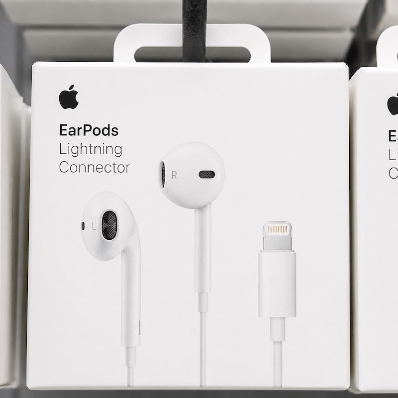 هندزفری لایتنیگ اپل Apple A1748 lightning EarPods