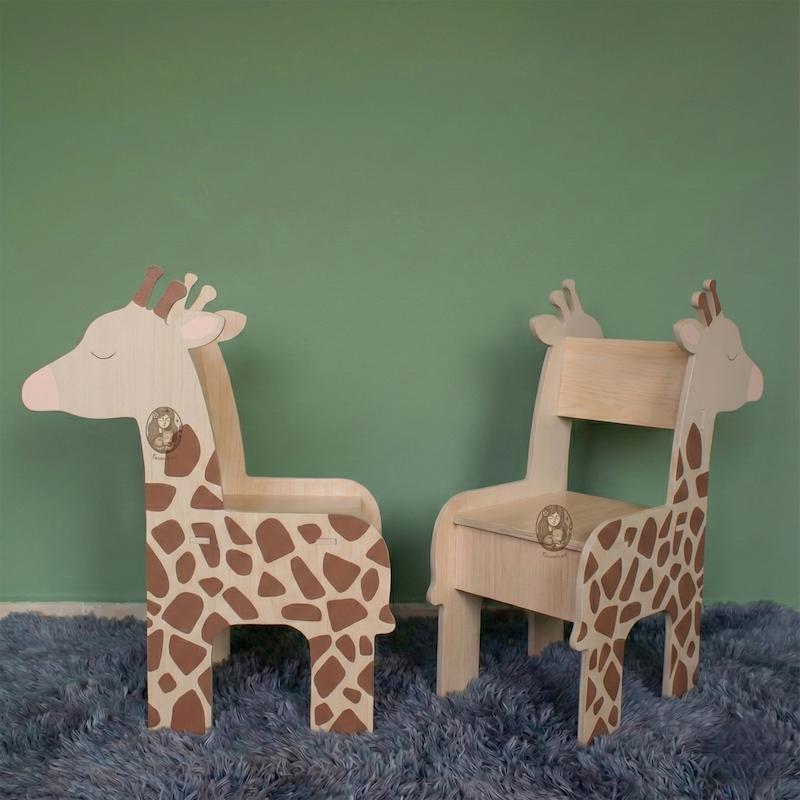 صندلی چوبی طرح زرافه ویژه خردسال گالری فرانه