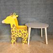 میز و صندلی چوبی طرح زرافه ویژه خردسال گالری فرانه