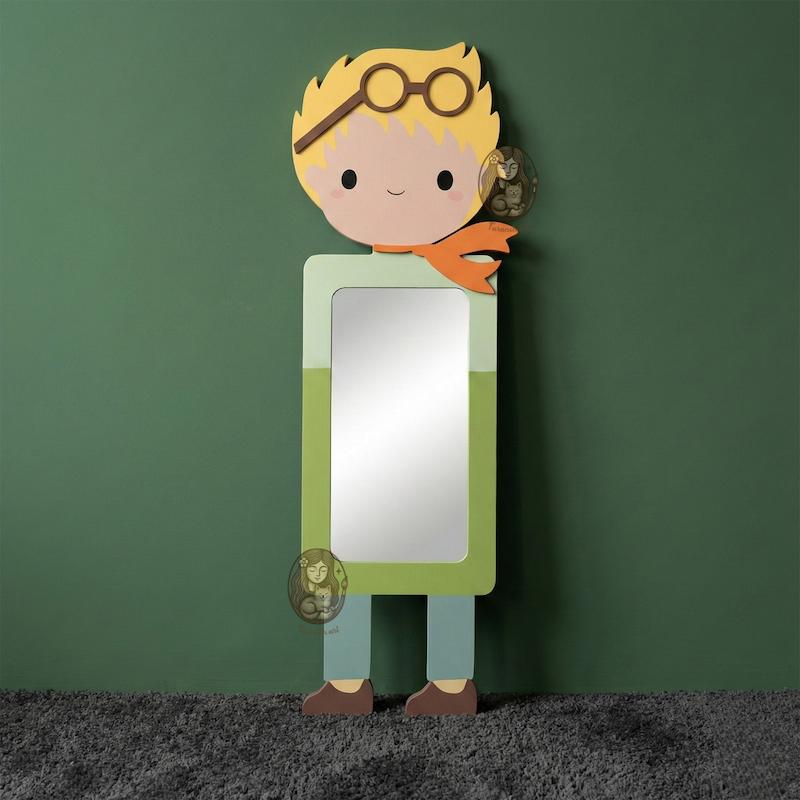 آینه قدی چوبی کودک طرح شازده کوچولو گالری فرانه