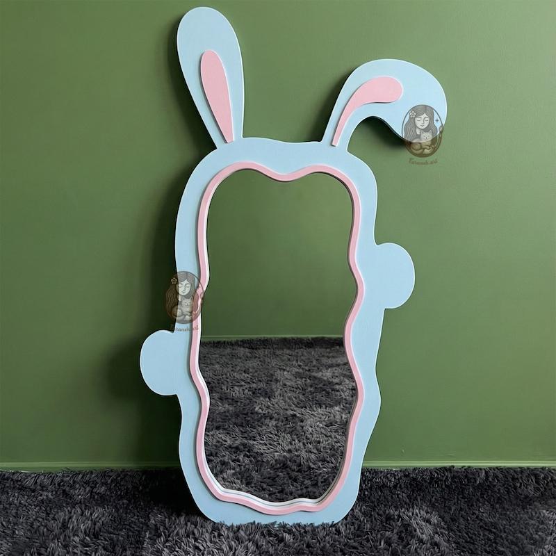آینه قدی چوبی کودک طرح خرگوشی گالری فرانه