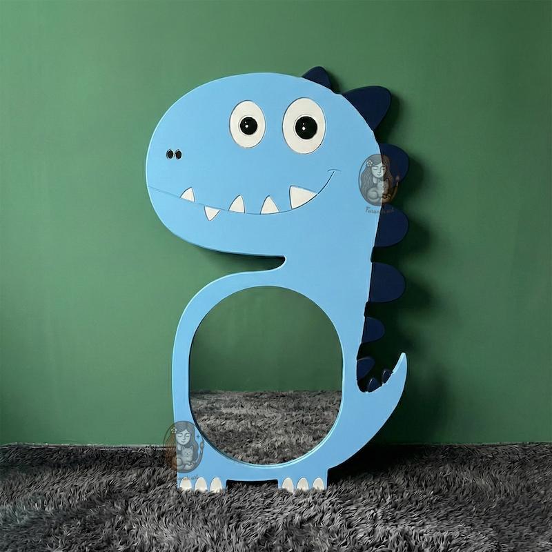 آینه قدی چوبی کودک طرح داینو گالری فرانه