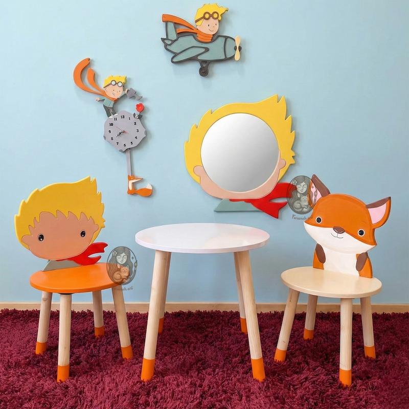 میز و صندلی چوبی کودک طرح شازده کوچولو گالری فرانه