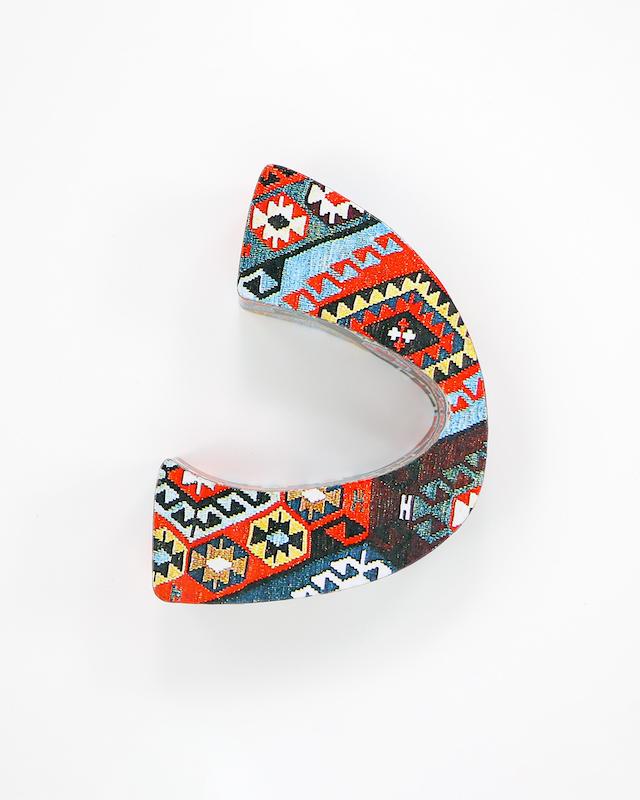 حرف د تزئینی طرح گلیم