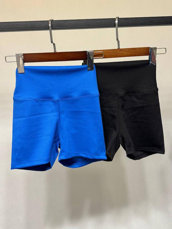 شلوارک کبریتی قد ۳۰ c کد ۲۴۸۸