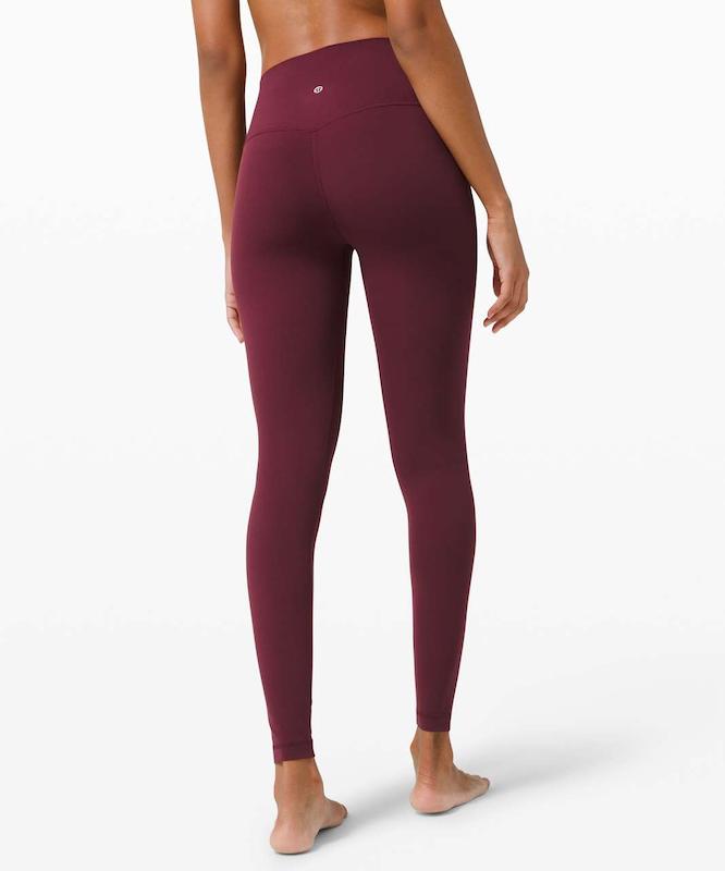 لگ از برند lululemon بدون مارک کمر 