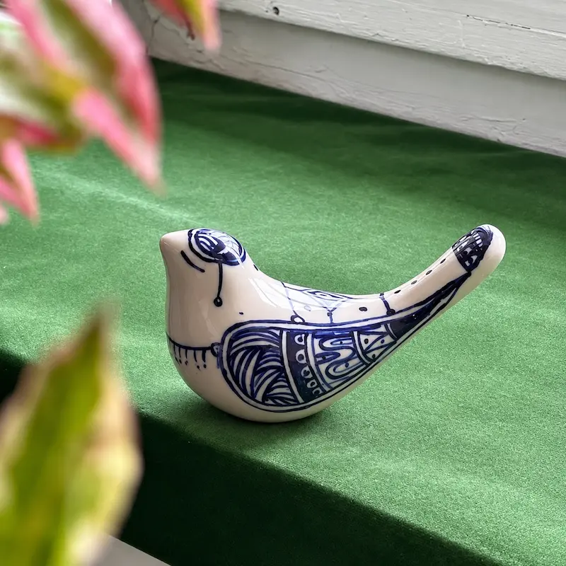 پرنده سفالی دستساز