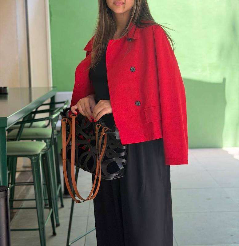 کت red