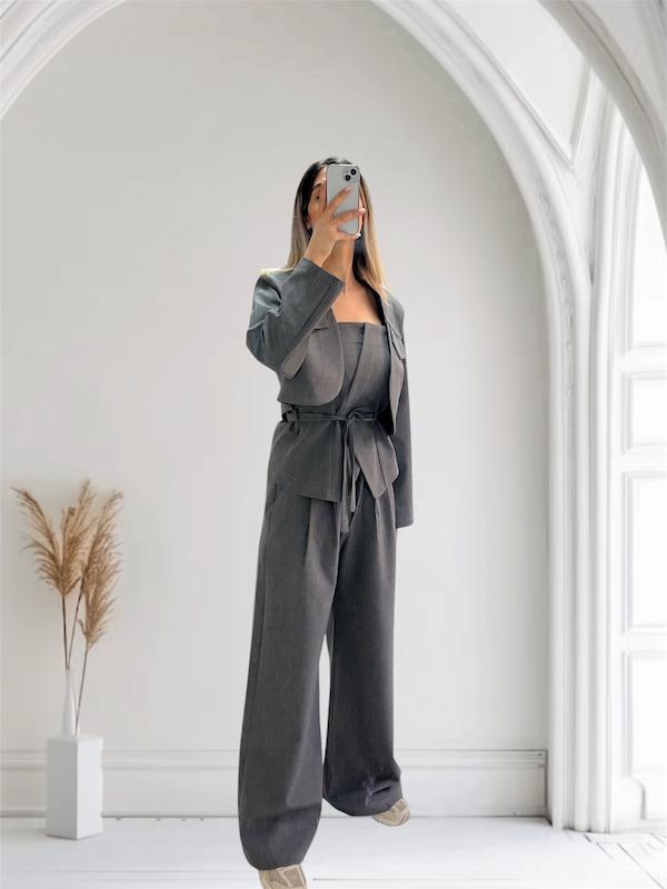 سه تیکه کت، شلوار، کراپ