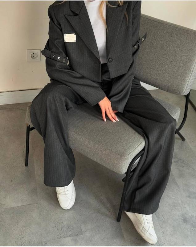 کت کراپ و شلوار