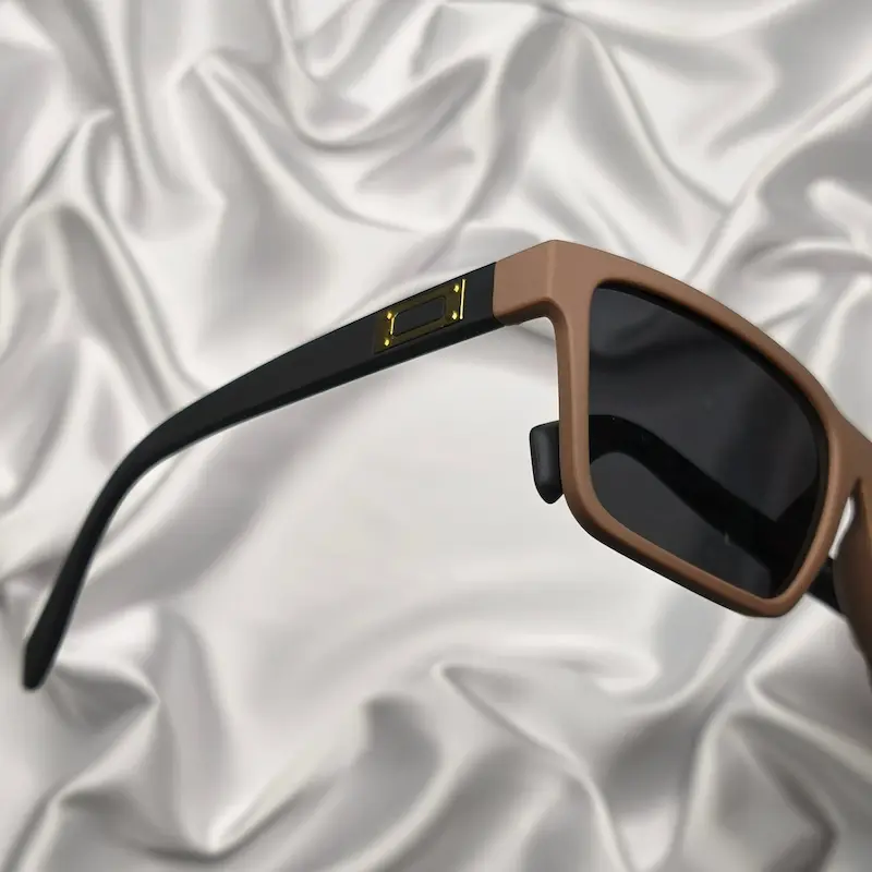 پرادا 21026 PRADA