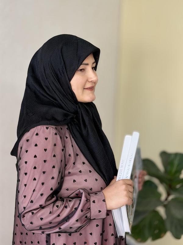 روسری مشکی نخی کنف