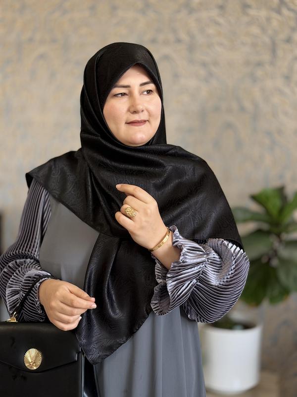روسری ابریشم مشکی