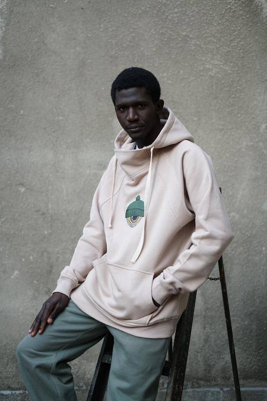 هودی یونیسکس یقه دار