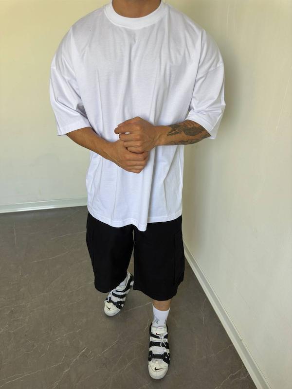 تیشرت سفید نخی مهتابی