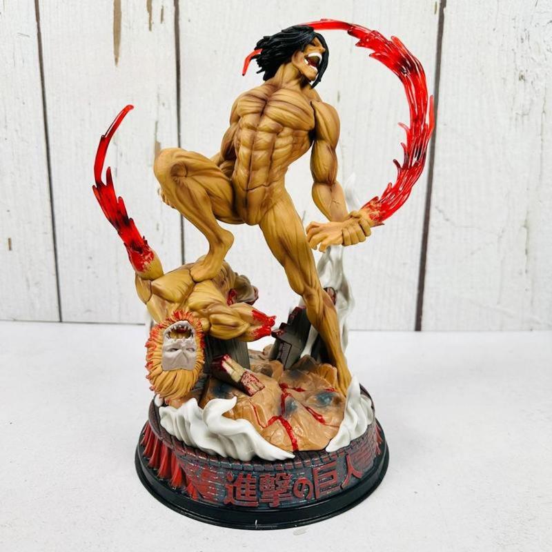 فیگور اتک تایتان ارن 