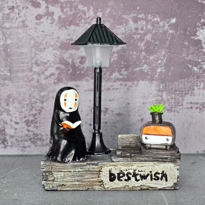 فیگور نوفیس چراغدار (شهر اشباح)