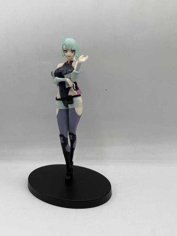 فیگور لوسی سایبر پانک