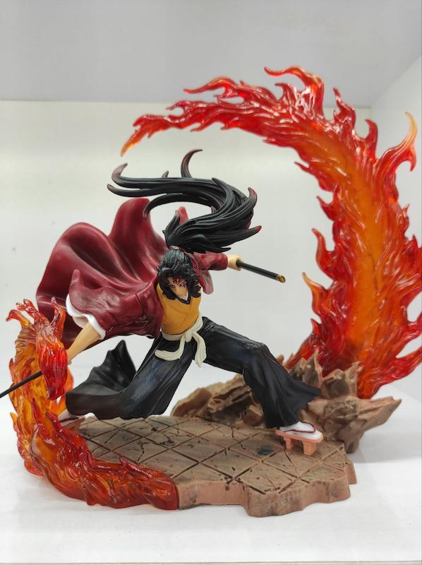 فیگور یوریچی چراغدار شیطان کش