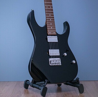 IBANEZ GRG121SP – BLACK NIGHT