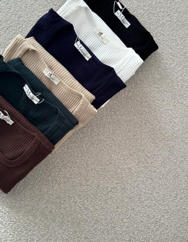 بلوز یقه خشتی 