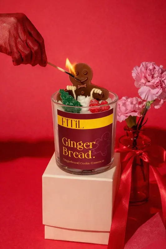 شمع معطر جینجر برد با رایحه کوکی