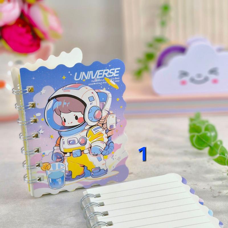 دفترچه فضانورد