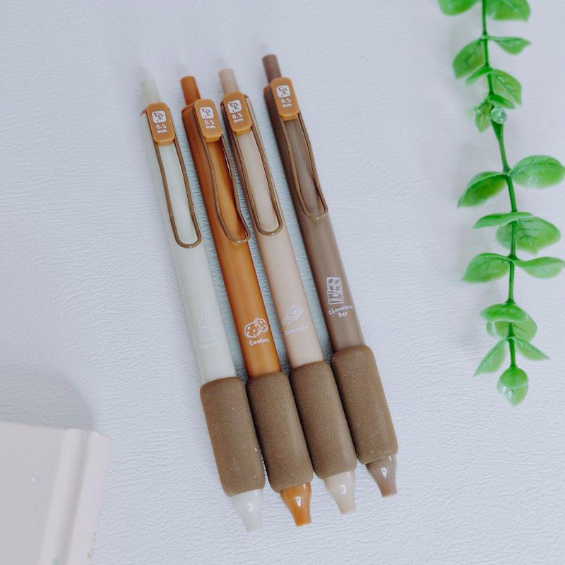 خودکار گریپ دار قهوه ای