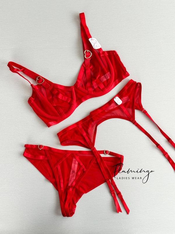 ست لباس زیر سه تیکه