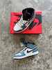 AIR JORDAN 1