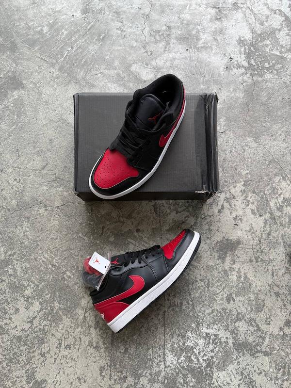 AIR JORDAN 1 LOW