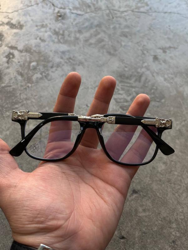 عینک chrome hearts