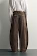 جین zara barrel fit washed pants 