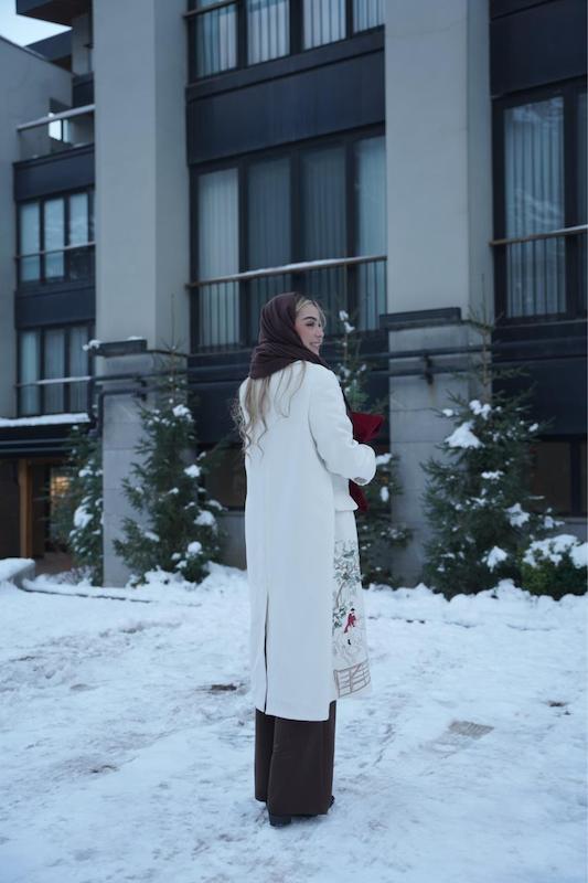 پالتو بلند گلدوزی اسب دوانی