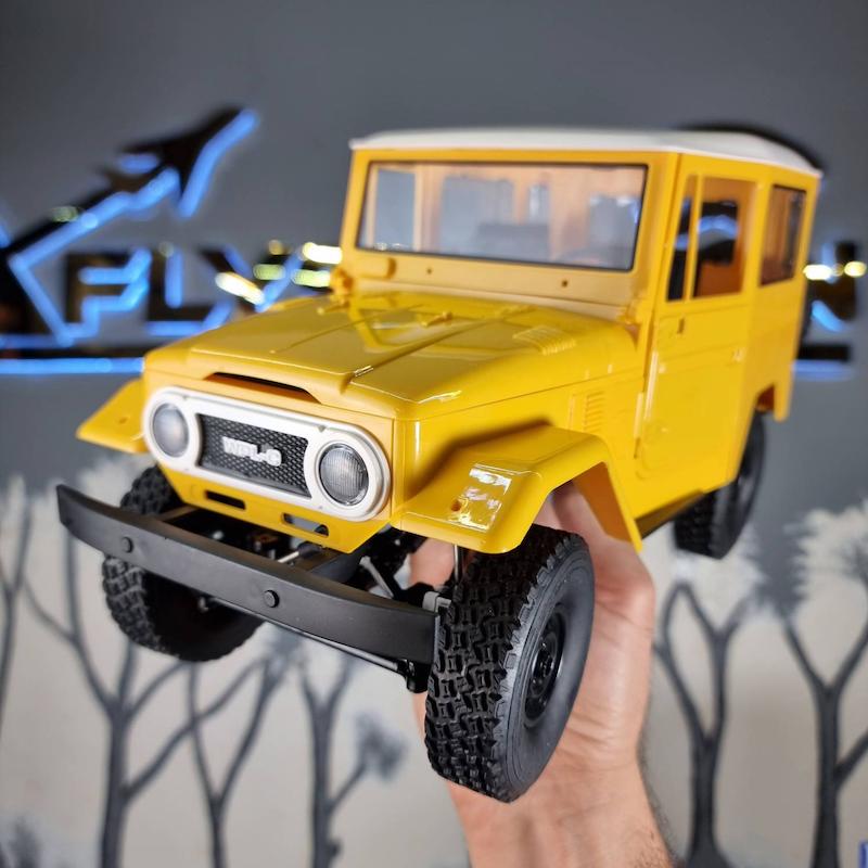 ماشین کنترلی تویوتا FJ 40 کالسکه C-34